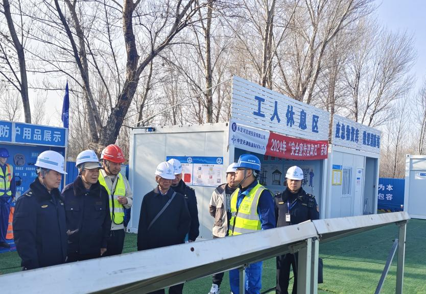 北京水务法律大队查抄官厅水库清淤试点工程 北京水务法律大队查抄官厅水库清淤试点工程