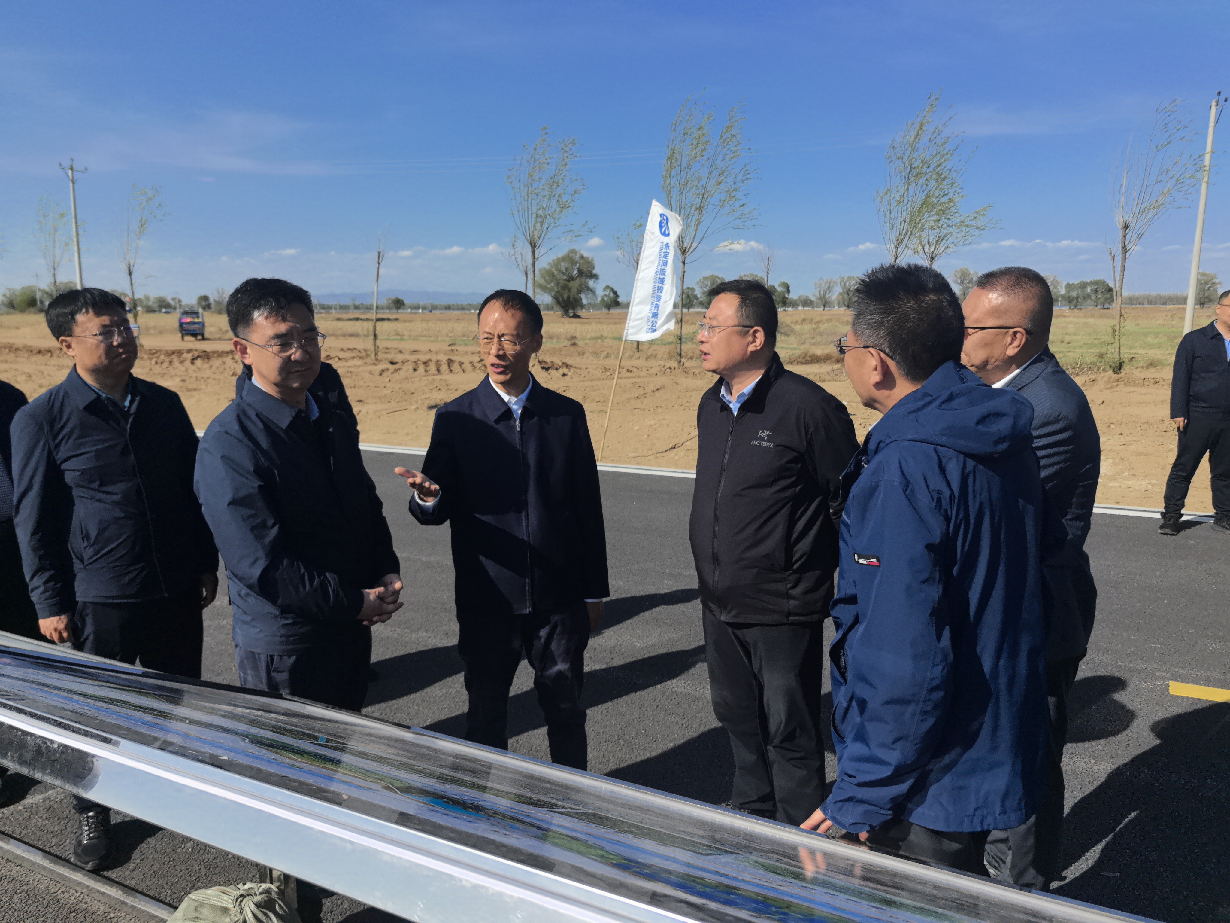 包头市当局调研御河下游生态修复工程 包头市当局调研御河下游生态修复工程