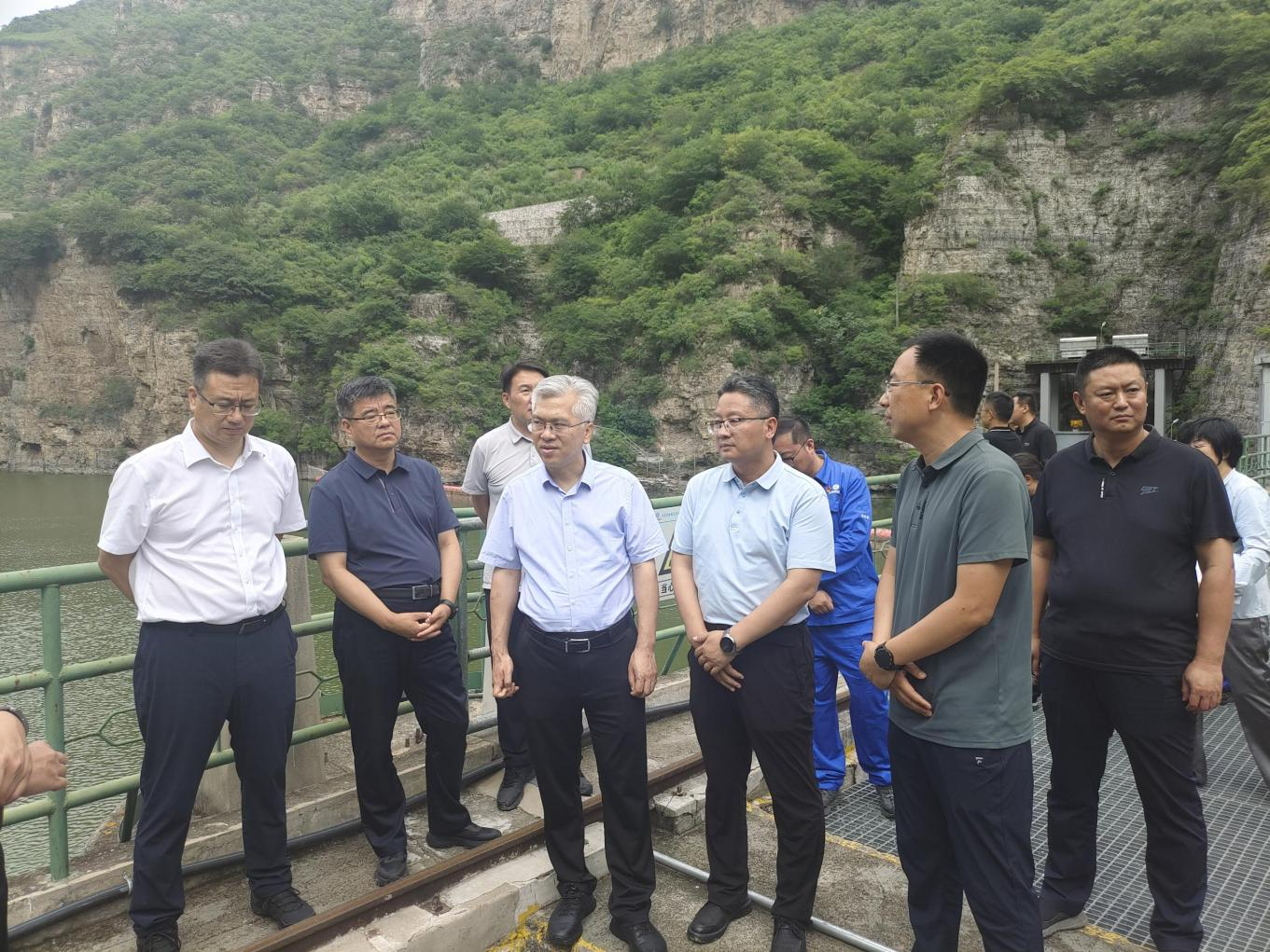 门头沟区委书记喻华锋到珠窝水库查抄防汛备汛工作 门头沟区委书记喻华锋到珠窝水库查抄防汛备汛工作